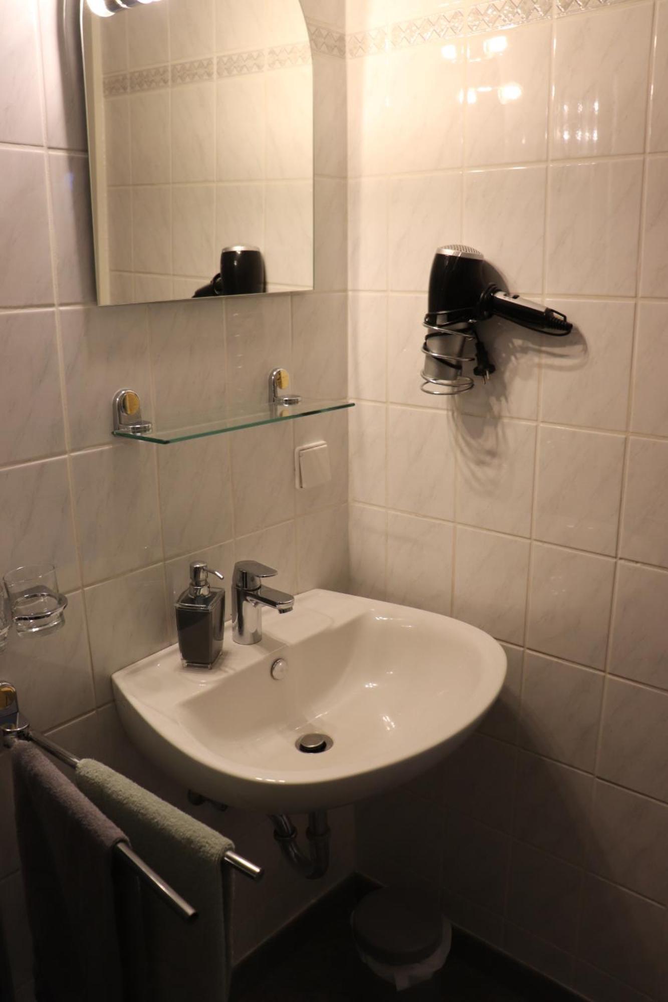 Pension Und Apartment Landhaus Fricke Calden ภายนอก รูปภาพ